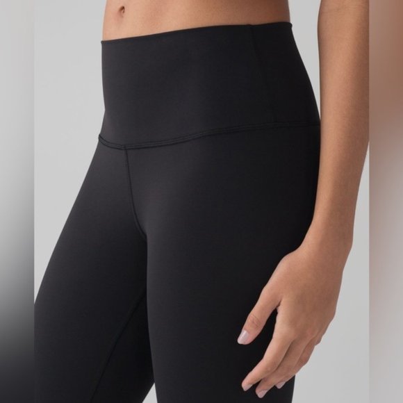 Lululemon Wunder Under Hi-Rise 1/2 Tight Full-On Luxtreme 17 Black Size 6 - Picture 7 of 13